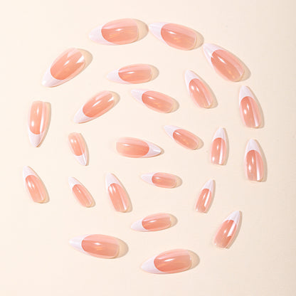 Elegante Französische Spitze Acryl-Nagelerweiterungen Brehn