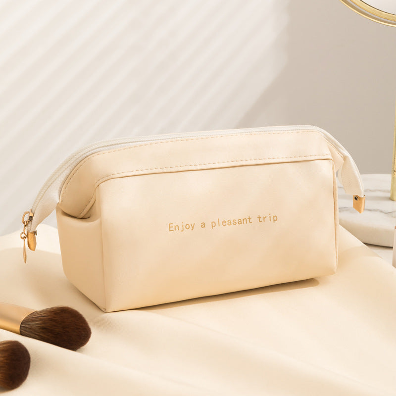 Reisefreundlicher Makeup Beutel Brehn
