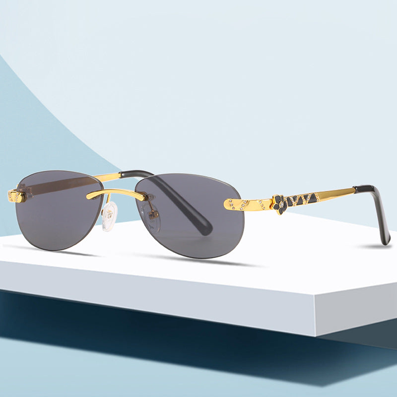 Damen modische Sonnenbrille mit stilvollem Metallrahmen und schützenden Gläsern Brehn