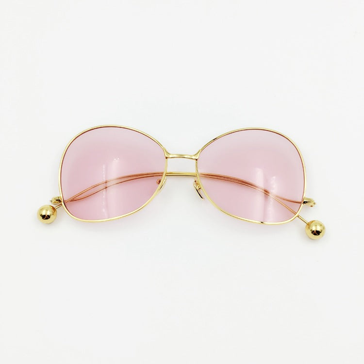 Modische Sonnenbrille Im Futuristischen Design Brehn