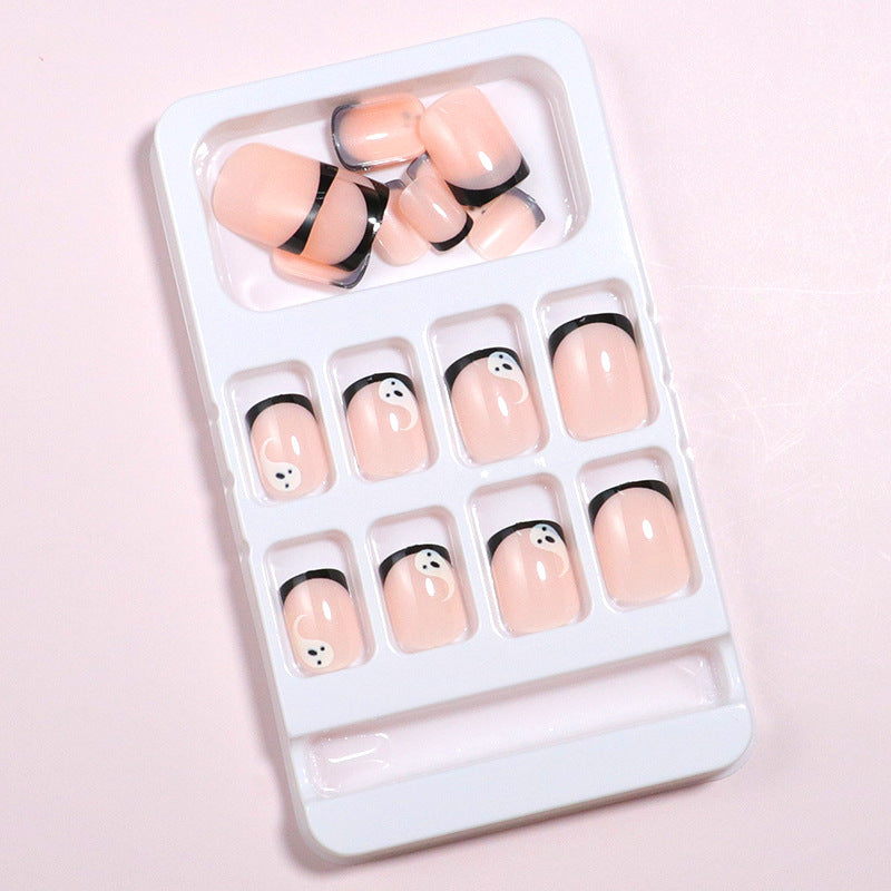 Künstlerisches Gespenst-Themen Press-On Nagelset Brehn