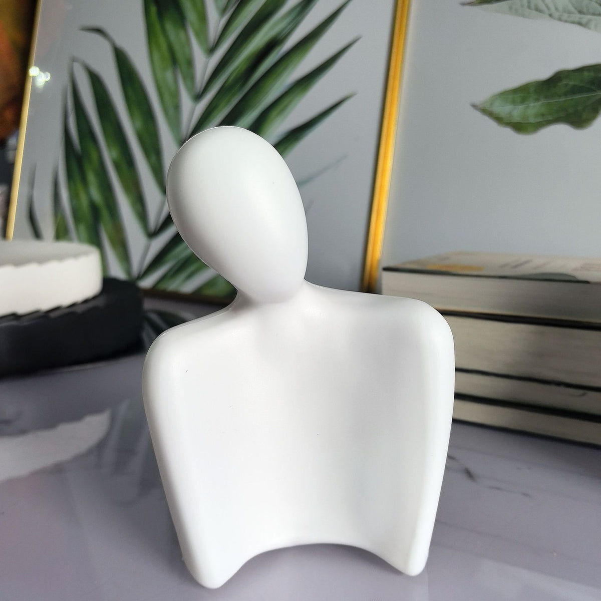Künstlerische Dualfigur Dekoration Brehn