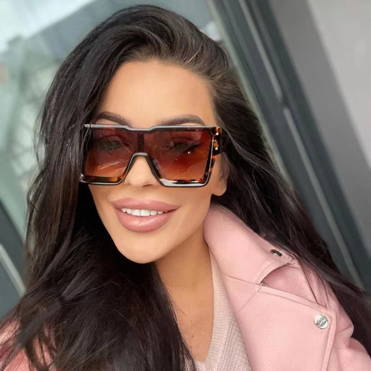 Damen statement Sonnenbrille mit breitem Rahmen und UV-Schutz Brehn