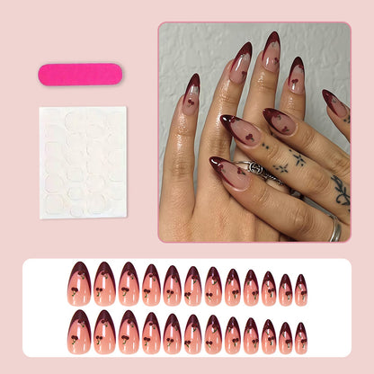 Kunstnagelset mit einzigartigen Designs Brehn