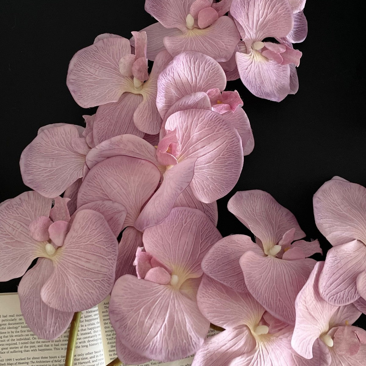 Elegante künstliche Orchideenarrangement