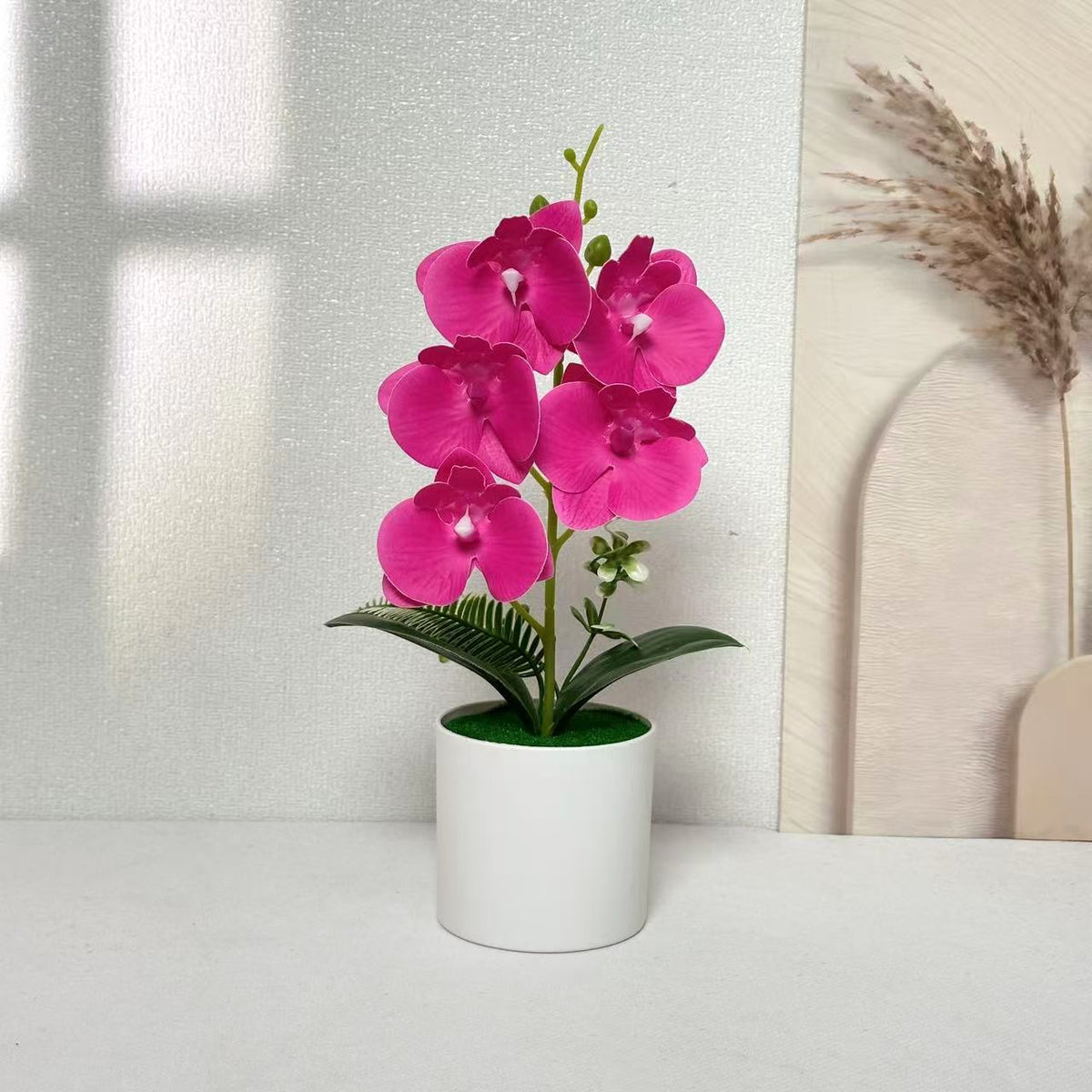 Lebensechte florale Orchideenpflanze für die Wohnkultur