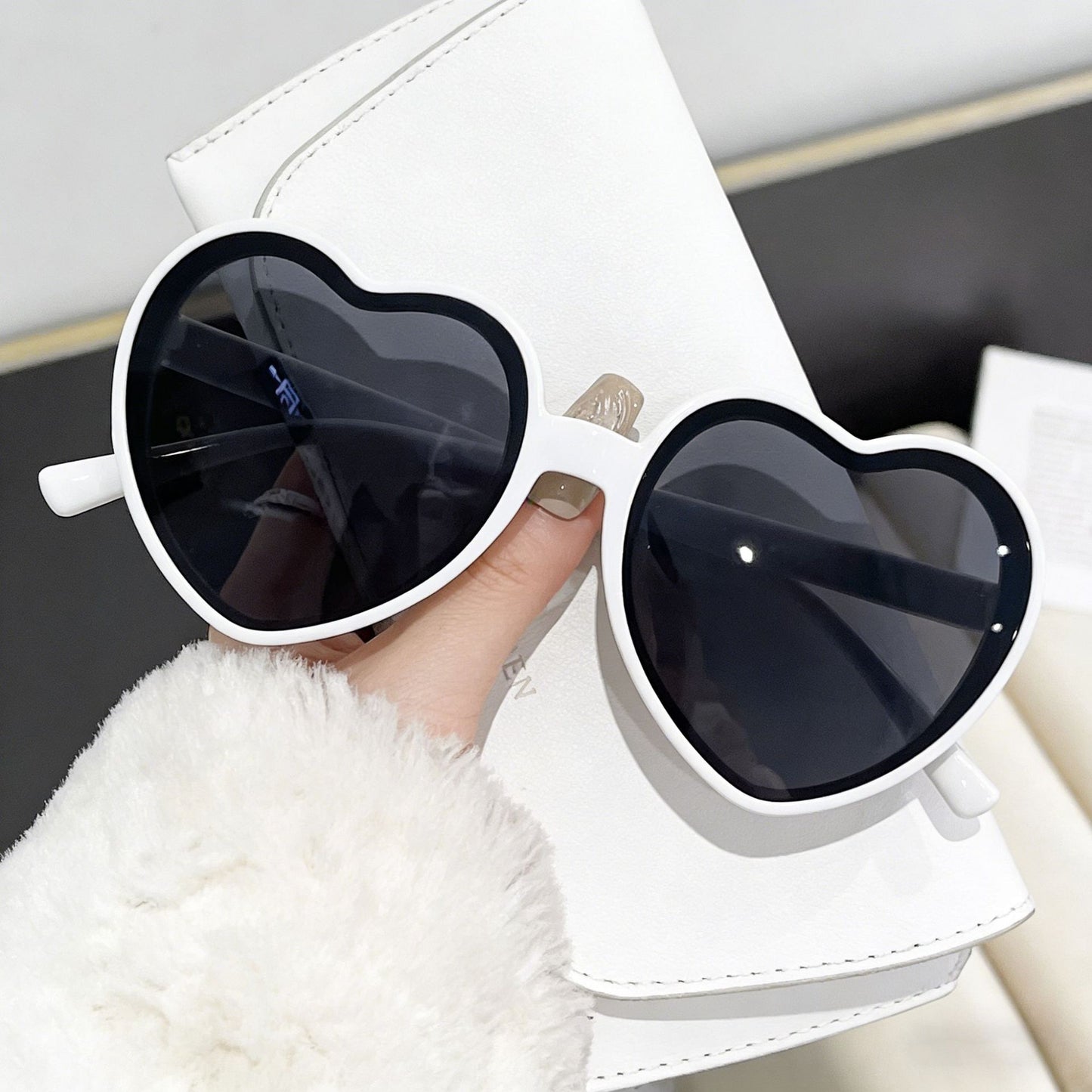Herzförmige Sonnenbrille Brehn