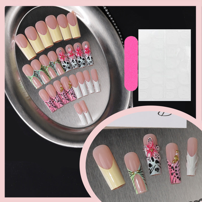 Künstlerische florale Nagelspitzen-Kollektion Brehn