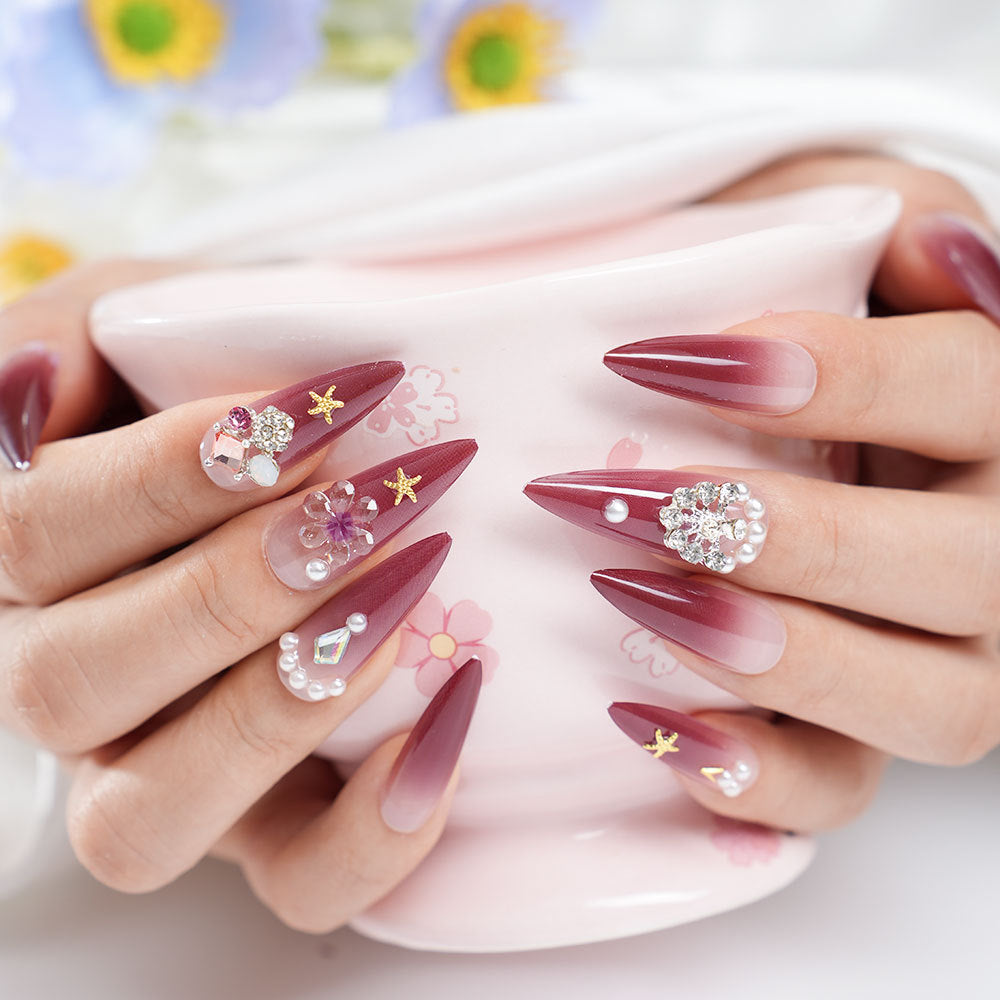 Dekoratives Strass-Stiletto-Nagelset Brehn