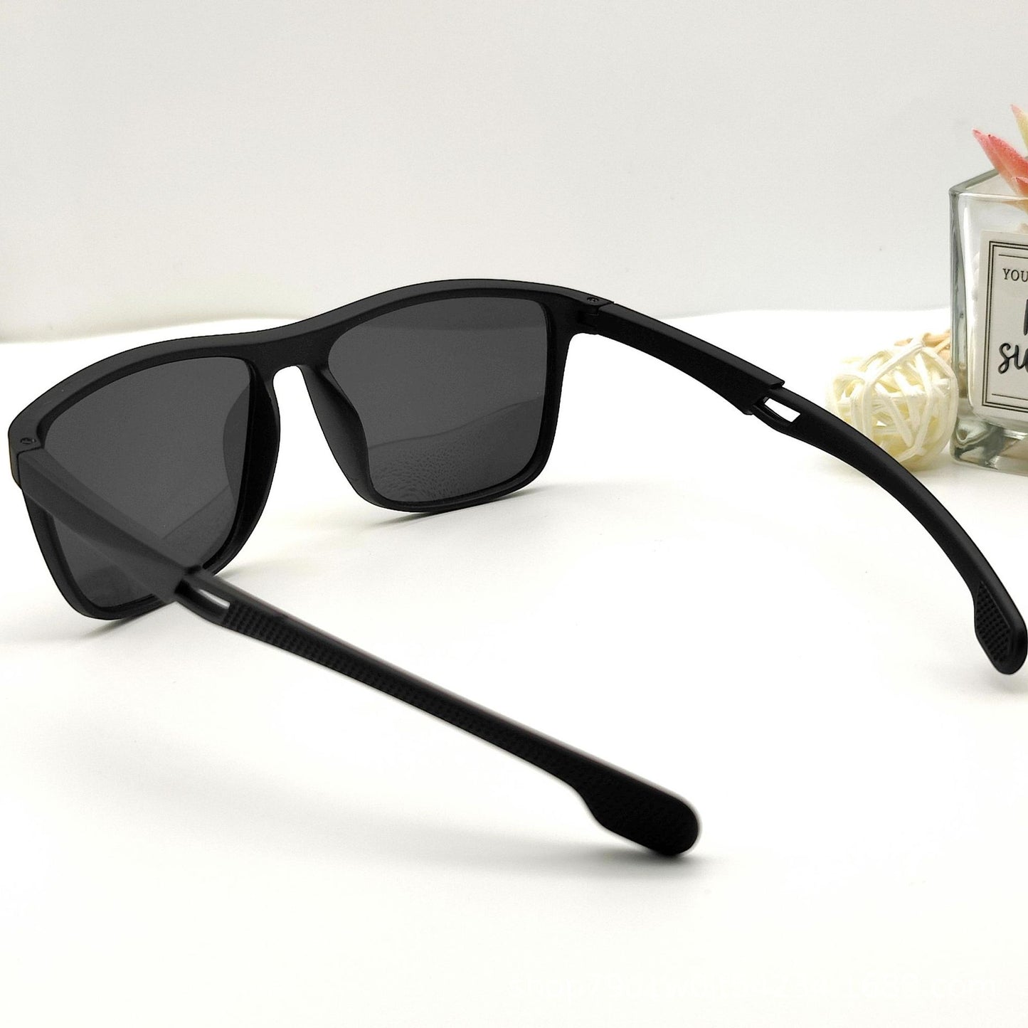 Herren stilvolle und komfortable Sport-Sonnenbrille Brehn