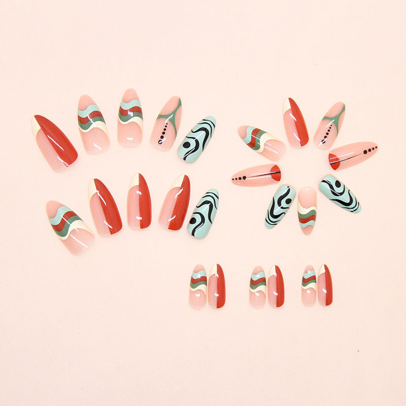 Künstlerische Nagelkunst Brehn
