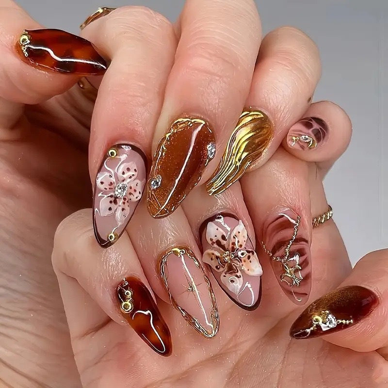 Nail Art Design Brehn