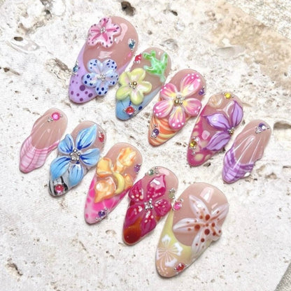 Kreative florale veredelte Press-On Nagel Kollektion Brehn