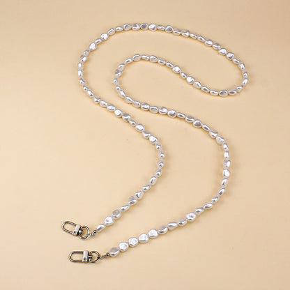 Elegante Perlen- und Kettenhalskette Brehn