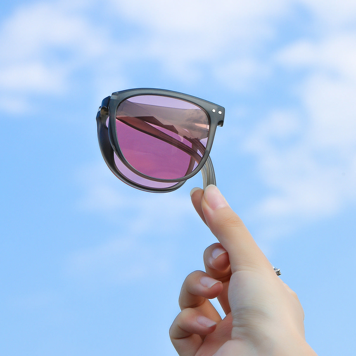 Damen stylische Sonnenbrille mit luxuriösem Acetat-Rahmen Brehn