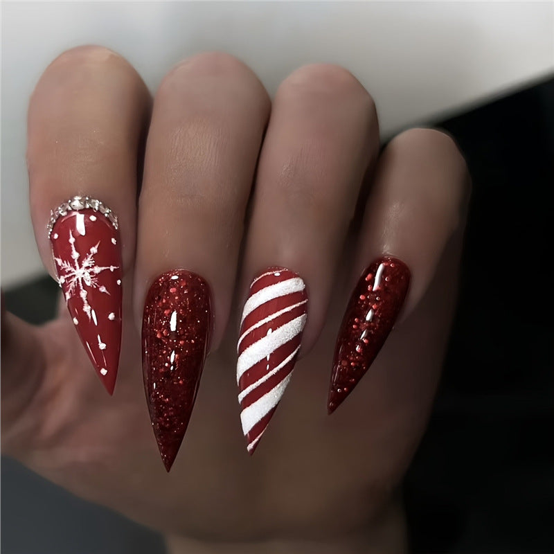 Festliche Feiertags-Stiletto-Nagelkunst Brehn