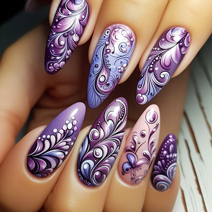 Kreative Kunstnägel mit Floralen und Schimmernden Designelementen Brehn