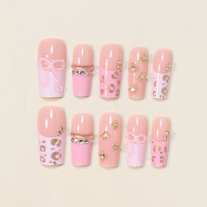 Dekorative Lange Stiletto Nail Art Tipps Brehn