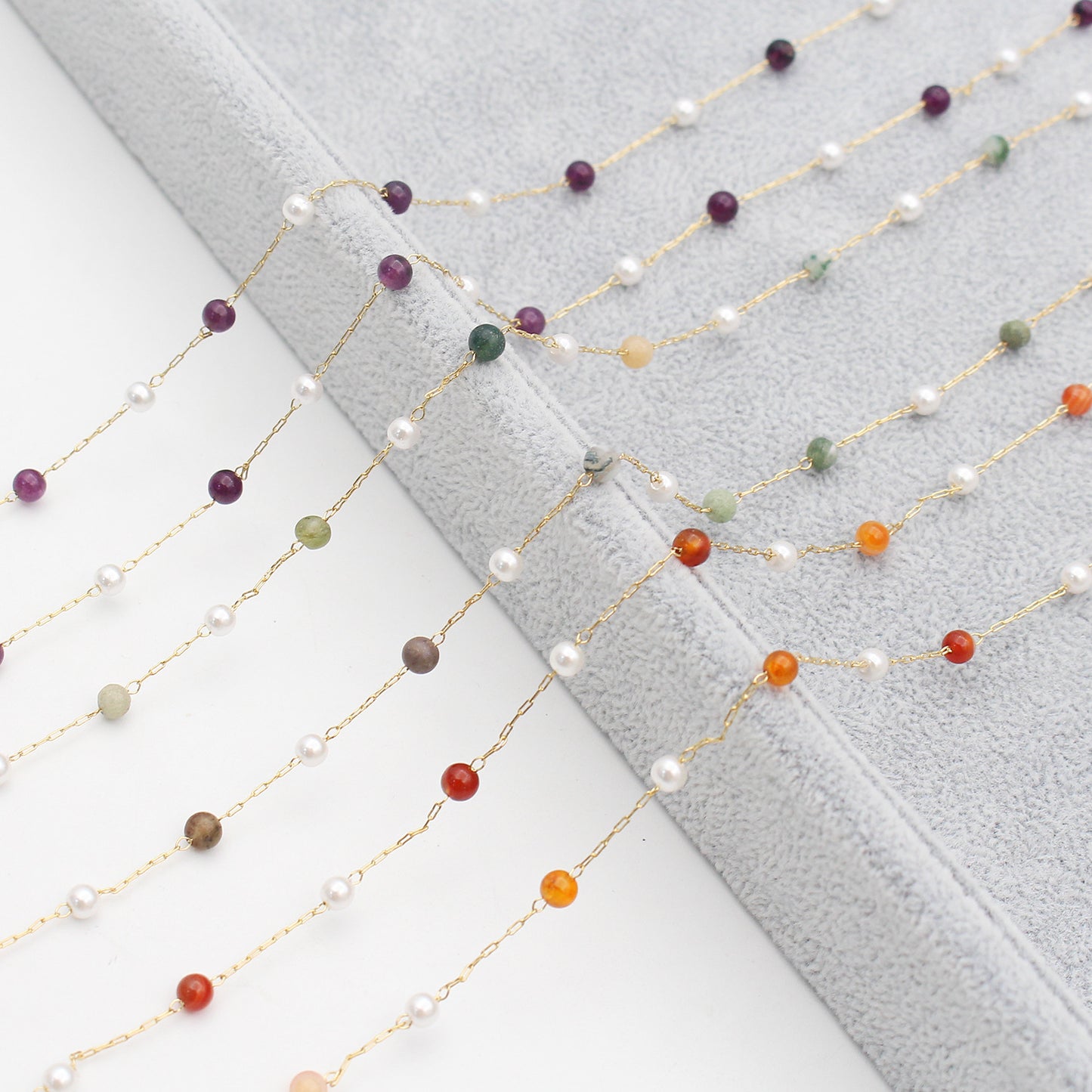 Elegante Mehrfarbige Brillenkette Brehn