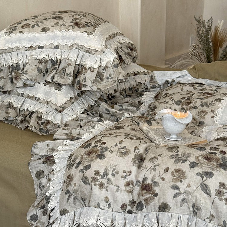 Romantisches Vintage-Bettwäsche-Set mit Rüschen und Spitzen