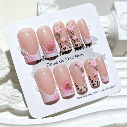 Florale dekorative Press-on-Nageltipps Brehn