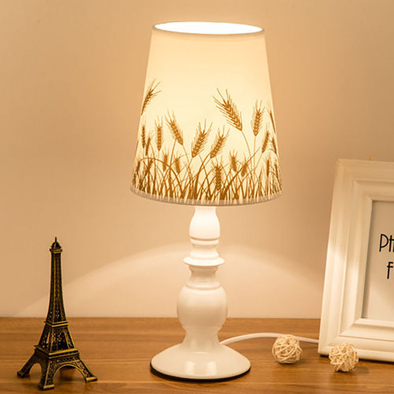 Dekorative florale Schirm Tischlampe