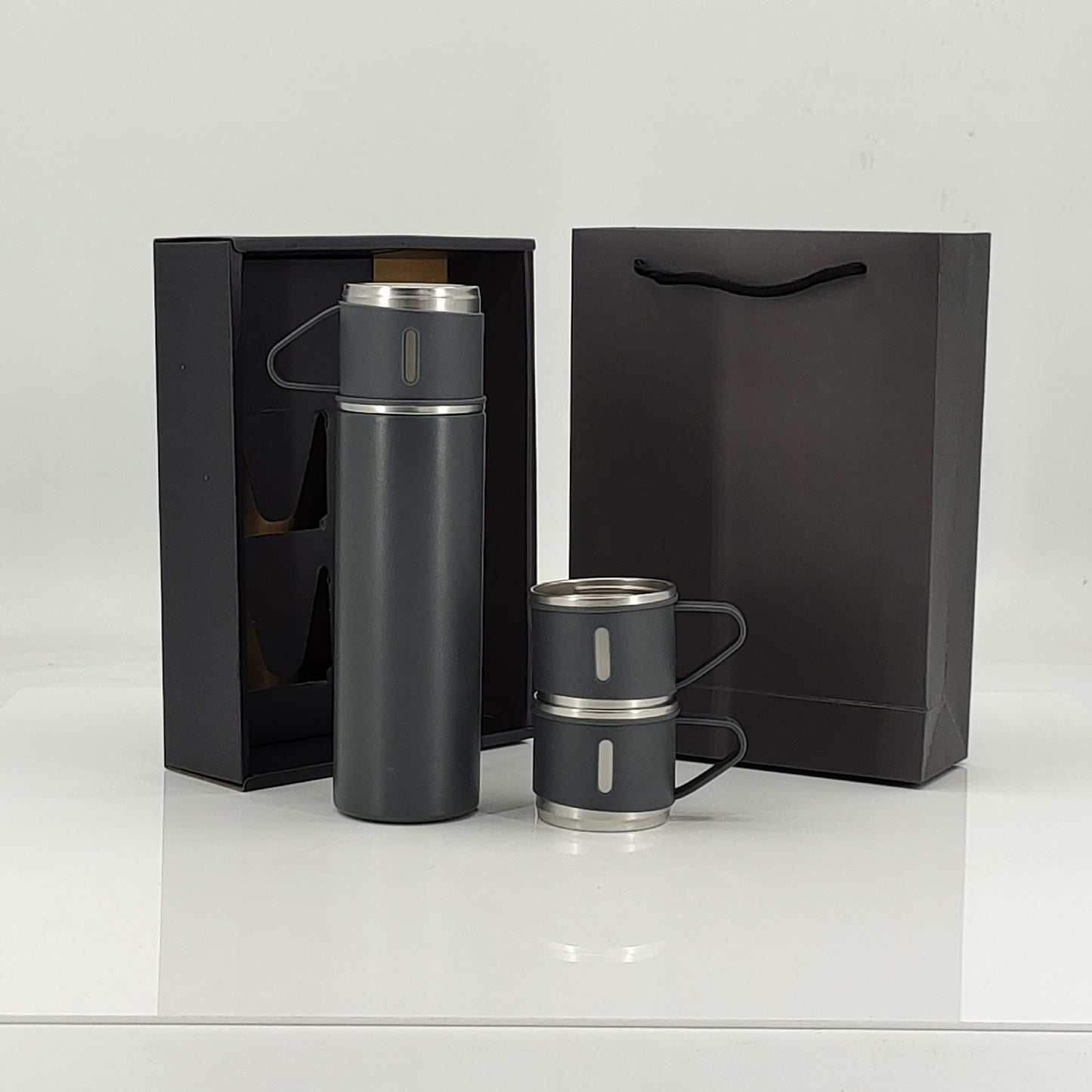 Damen Isolierflasche mit integrierten Tassen Brehn