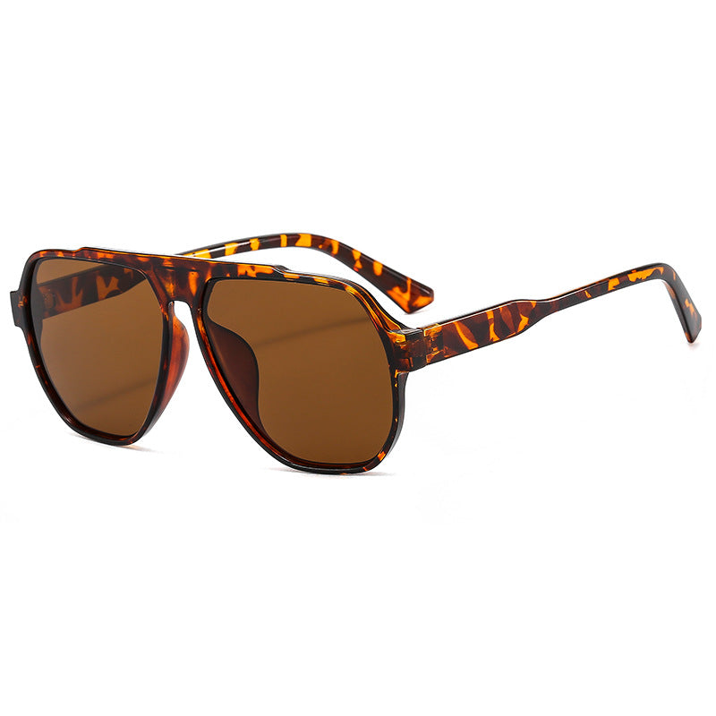 Damen Sportliche Sonnenbrille im angesagten Shield-Design Brehn