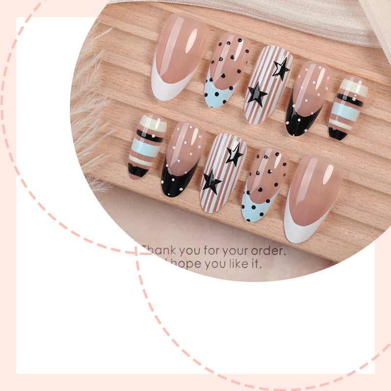 Künstlerisches Gradient Press-On Nagelset Brehn