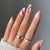 Künstliche Nagelkunst mit modernem Design Brehn