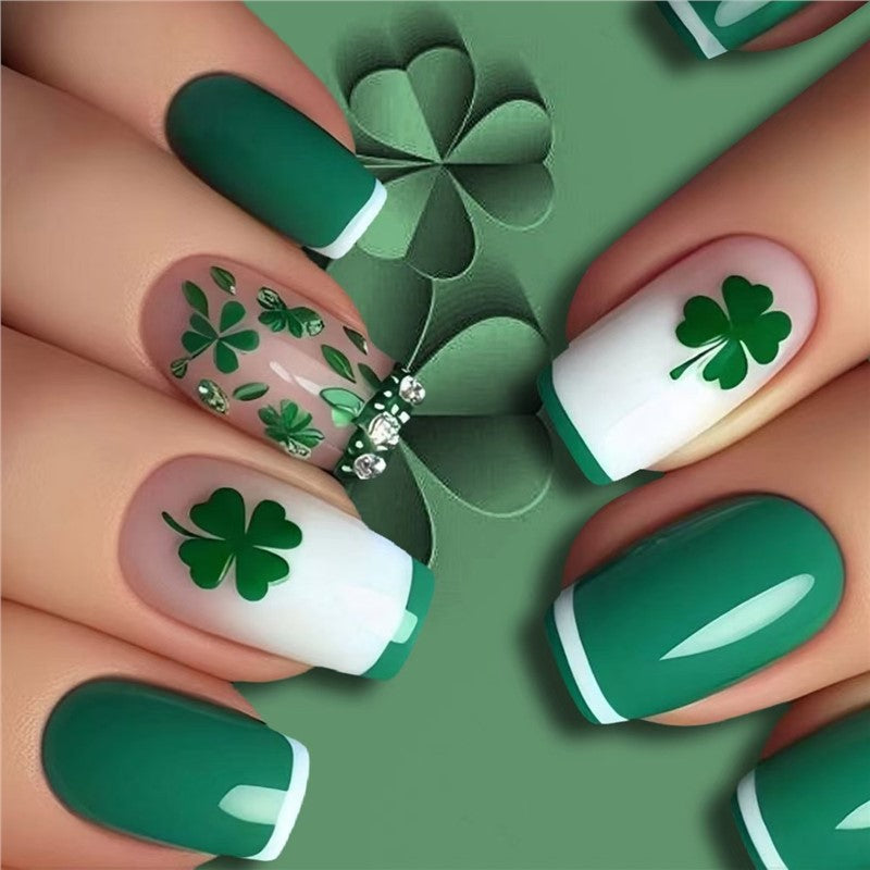 Künstlerisches Kleeblatt-Themen Press-On Nagelset Brehn