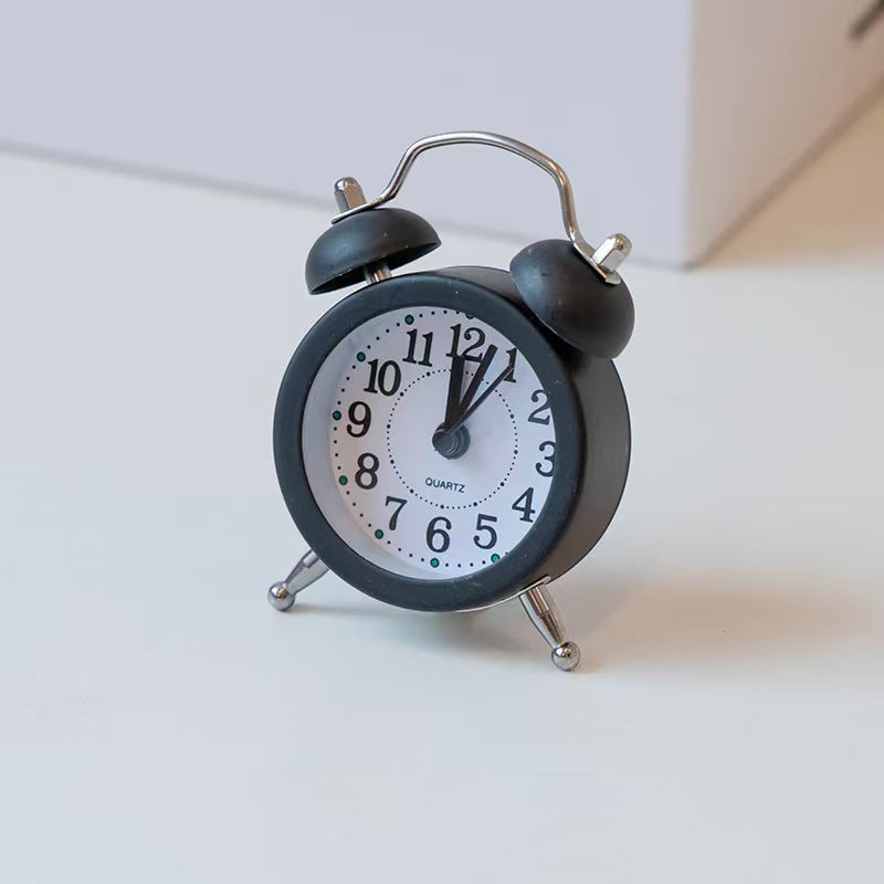 Klassischer Tischwecker Im Bunten Retro-Design Brehn