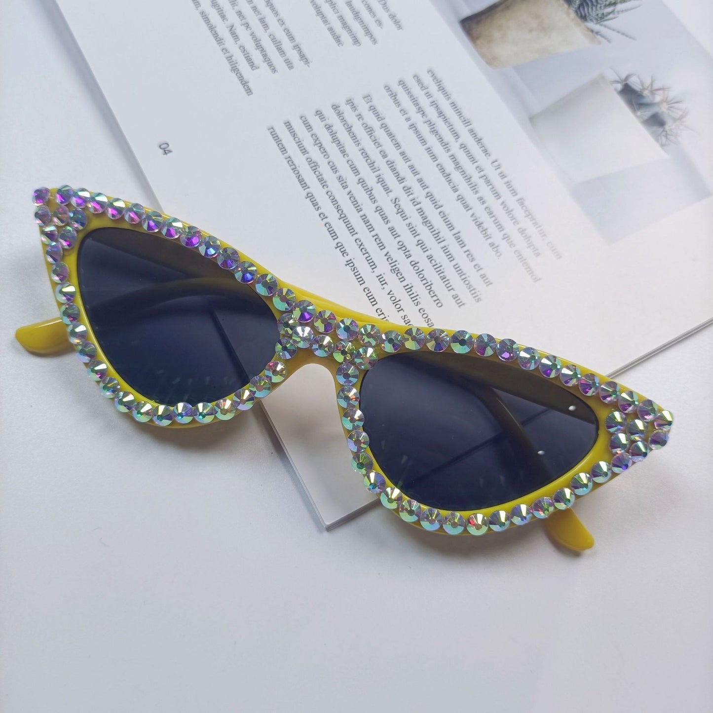 Damen Cat-Eye Sonnenbrille mit funkelndem Kristallbesatz Brehn