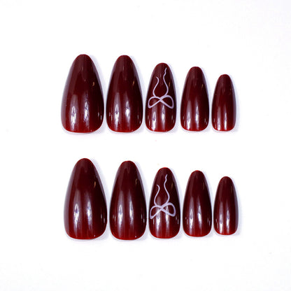 Elegante Stiletto Nagelkunst Brehn