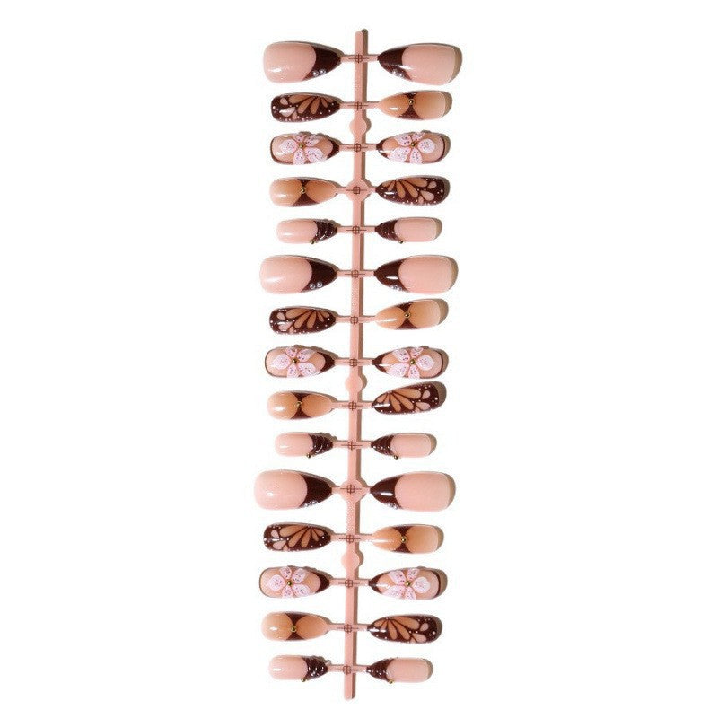 Kunstnagelset mit exquisiten floralen Motiven Brehn