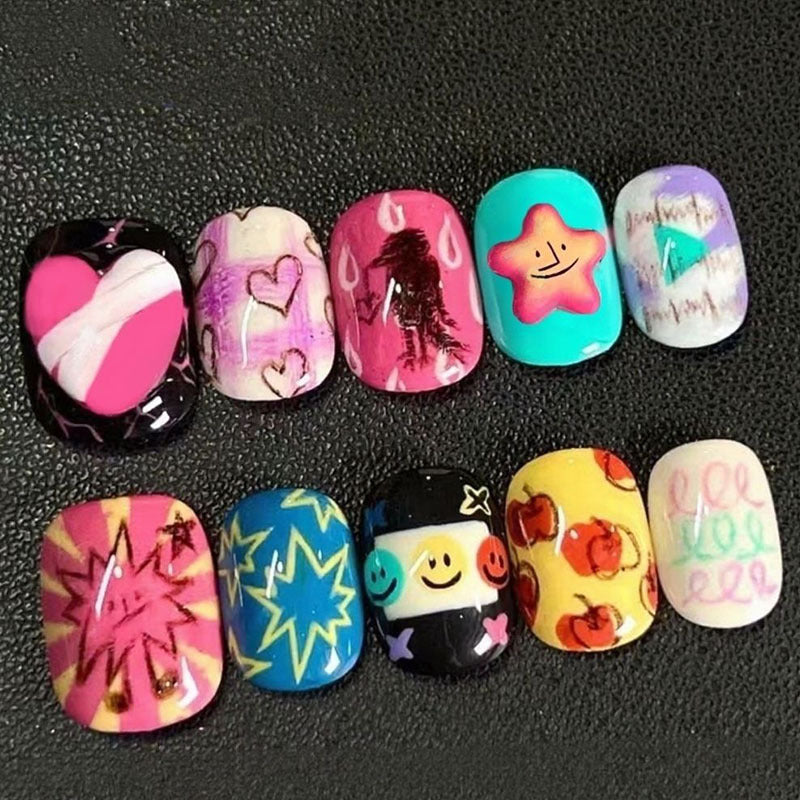 Verspieltes Künstlerisches Nagelkunst Design Set Brehn