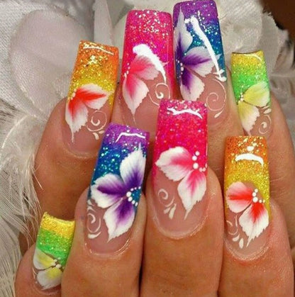 Vibrante florale Nagelkunst Verlängerungen Brehn