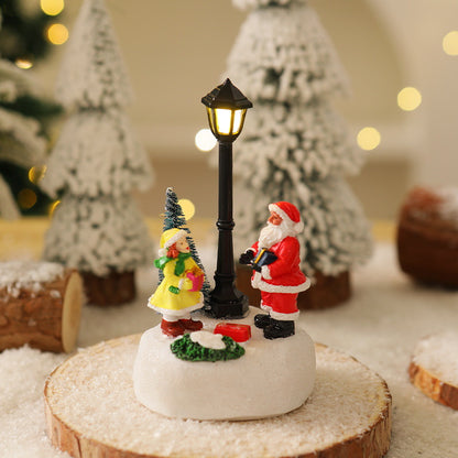 Beleuchtete Weihnachtsfigur mit Weihnachtsbaum Brehn