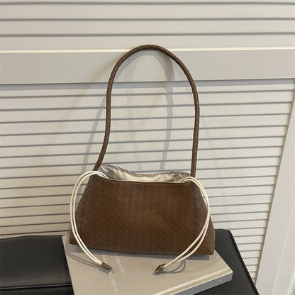 Gewebte Texturierte Handtasche