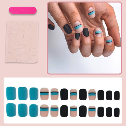 Kunstnagelset mit modernem, geometrischen Design Brehn