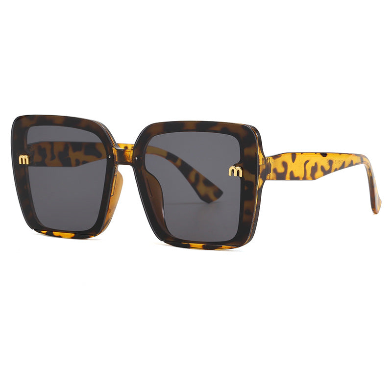 Damen oversized quadratische Sonnenbrille mit elegantem Rahmen Brehn