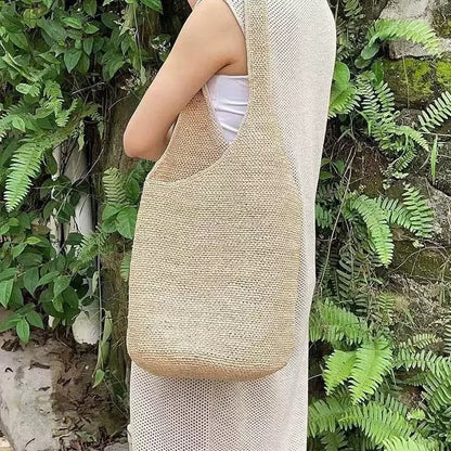 Nachhaltige Bast-Hobo-Tasche Brehn