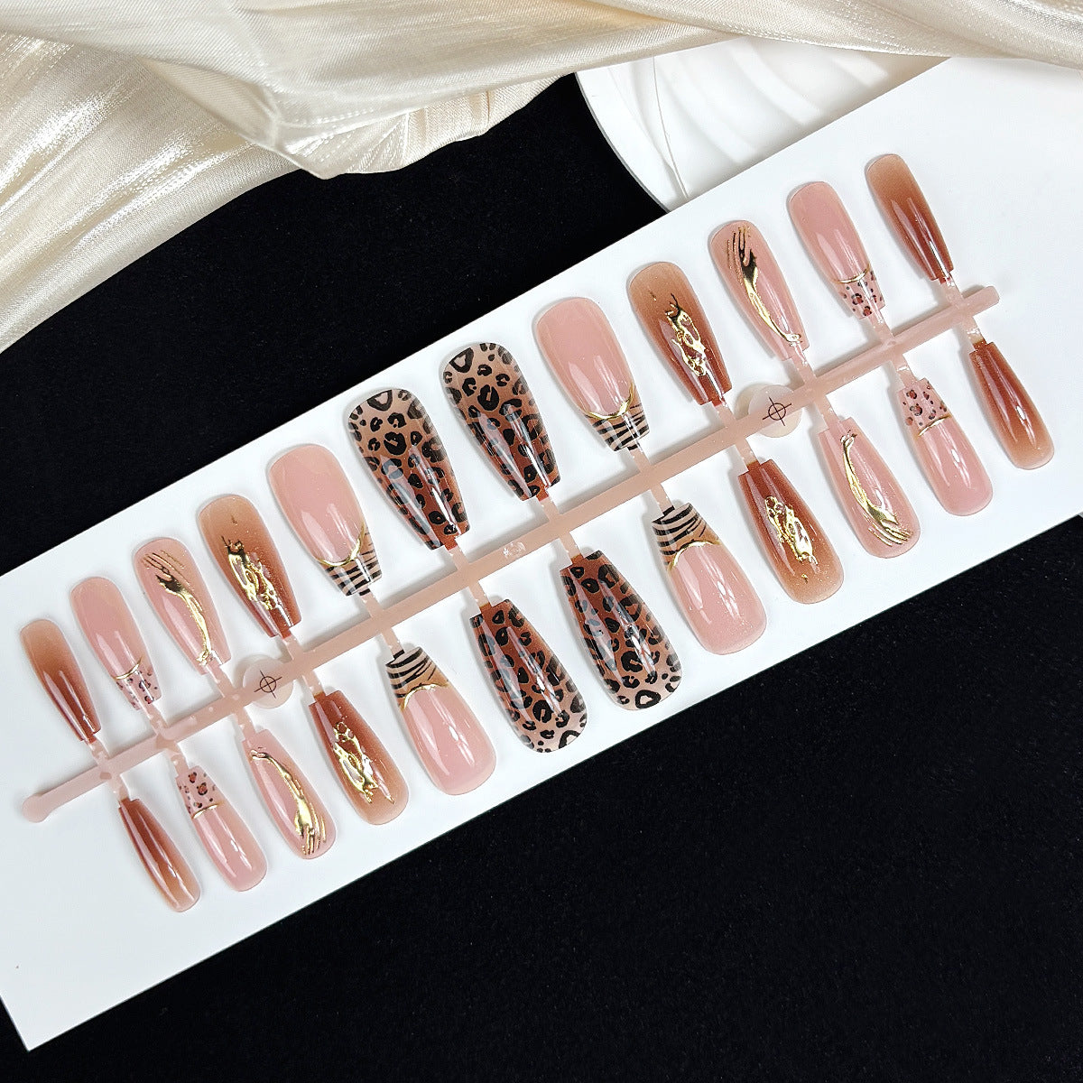 Premium Leopard Design Press-On Nails Brehn