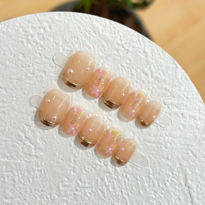 Florales Akzent Press-On Nagel Set