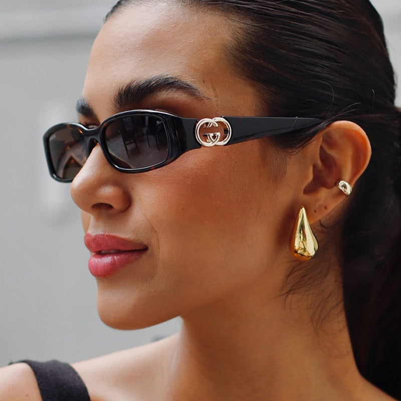 Damen modische Katzenaugen-Sonnenbrille mit schützendem UV-Filter und luxuriösen Akzenten Brehn