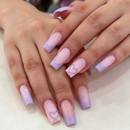 Luxuriöse Herzmuster-Nagelverstärkungen Brehn