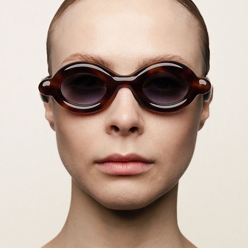 Damen Sonnenbrille im trendigen Retro-Design mit ovalen Gläsern Brehn