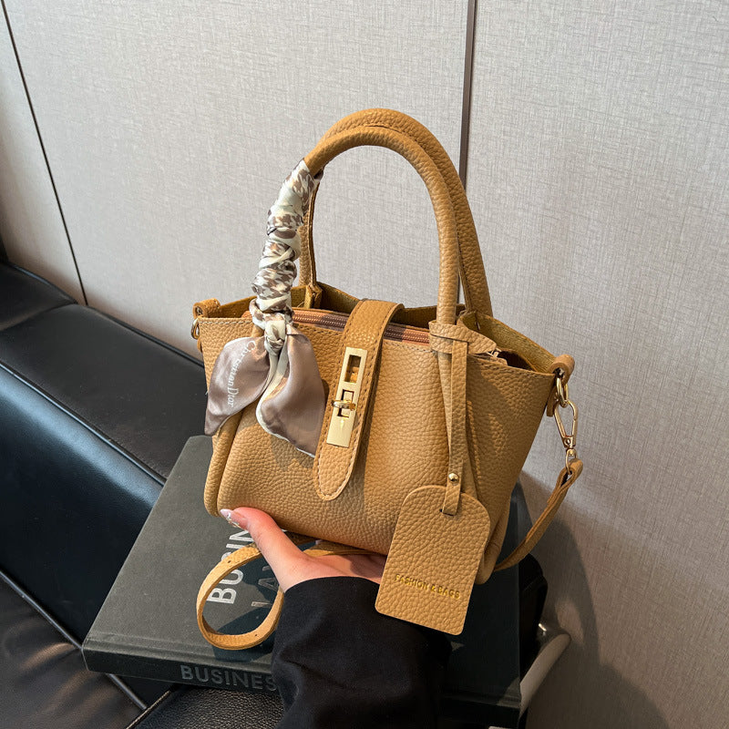 Texturierte Leder Mini Handtasche