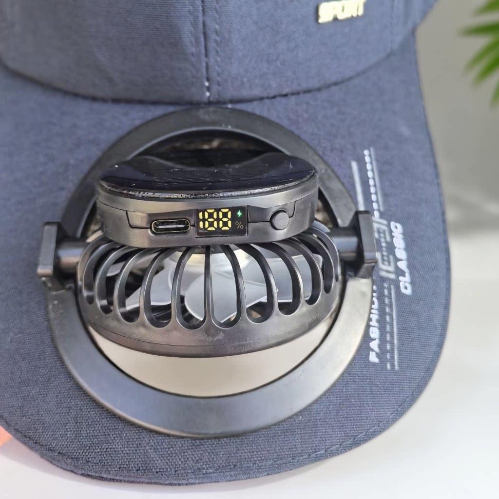 Tragbarer solarbetriebener USB-C Ventilator mit digitaler Batterieanzeige Brehn
