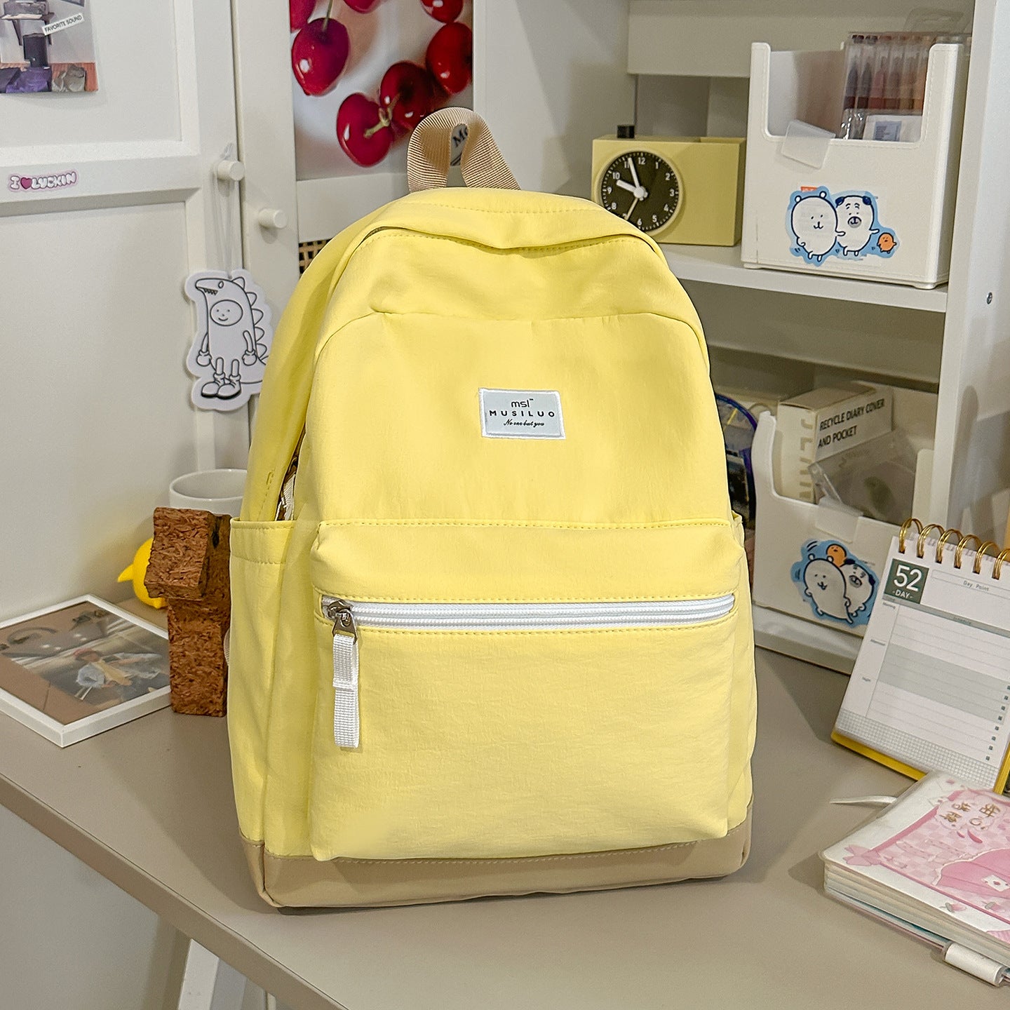 Leichter multifunktionaler täglicher Schulrucksack